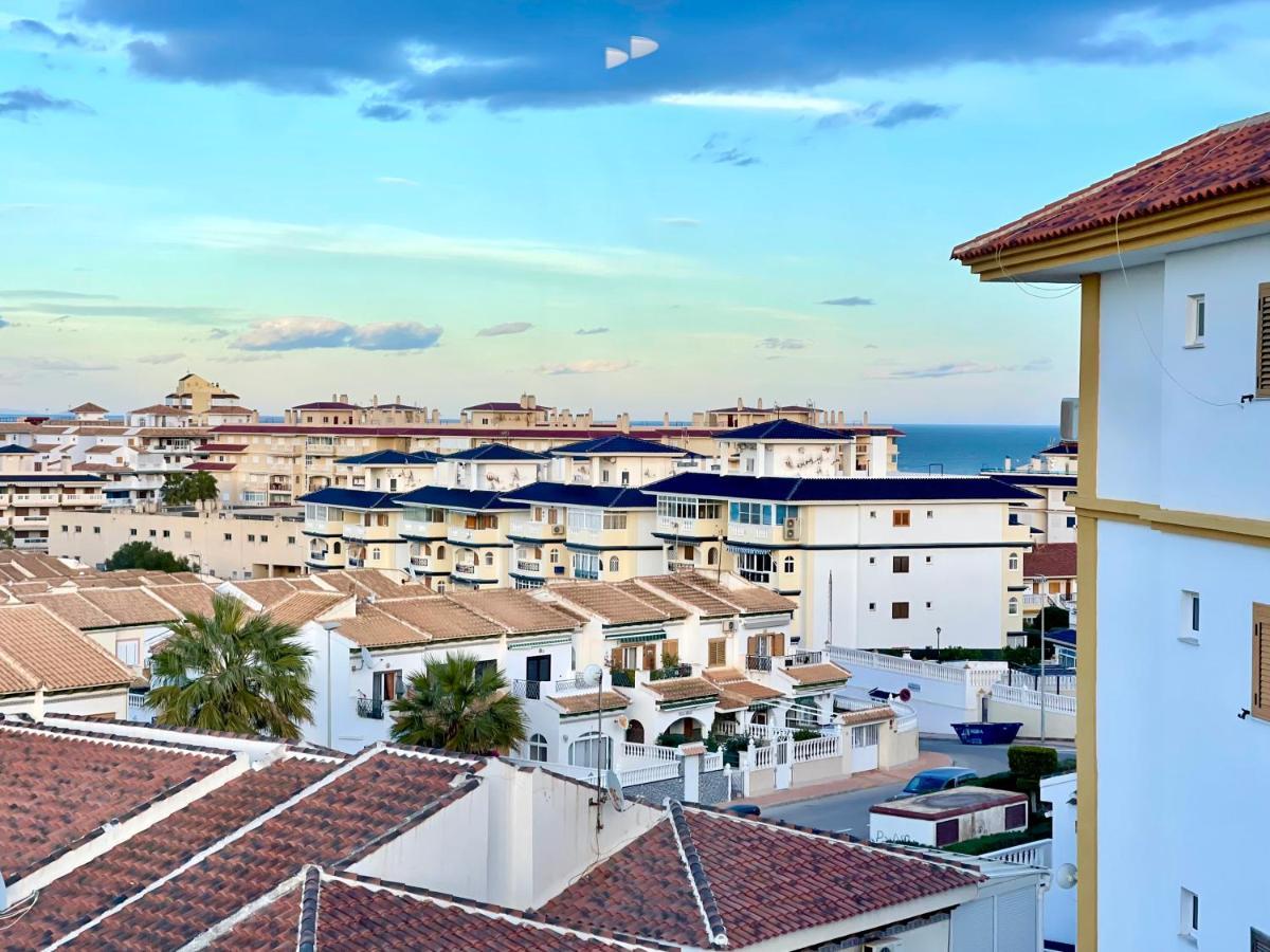 Your Holidays In La Mata 托雷维耶哈 外观 照片