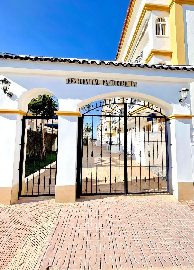 Your Holidays In La Mata 托雷维耶哈 外观 照片